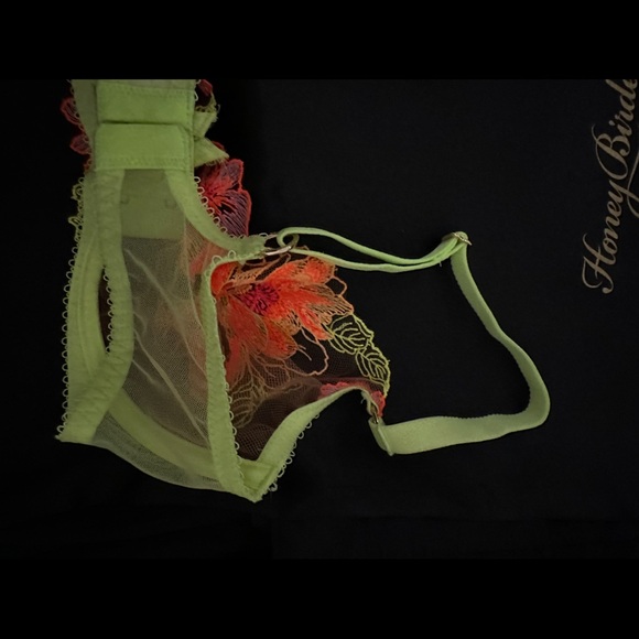 CHRISTINE YELLOW 32D BRA - Picture 6 of 9